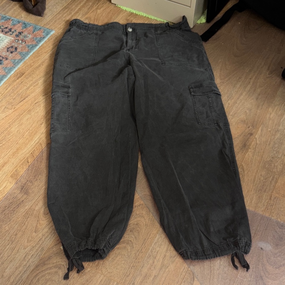 Maurices Wide Leg Cargo Pants Size 18 regular Plus Size Women’s Bottoms